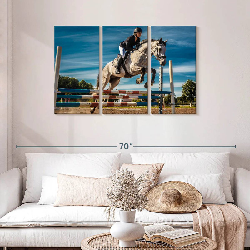 Sireci Equestrian In Action, 28" H x 45" W