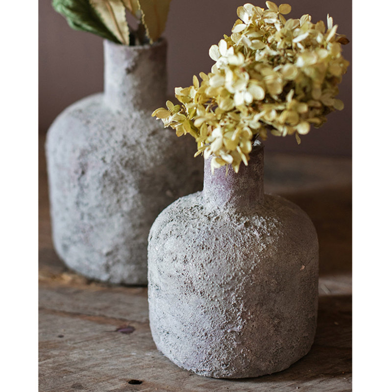 Vase de table Galan, H 9,1 po x l 1,37 po x P 6,7 po