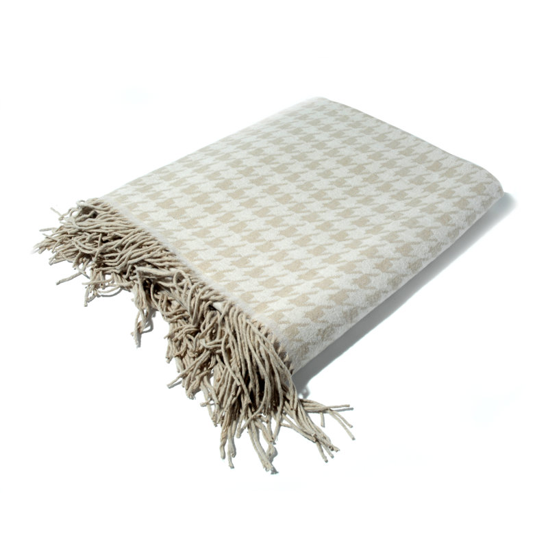Maisha Cotton Blend Chevron / Zig Zag Bedspread