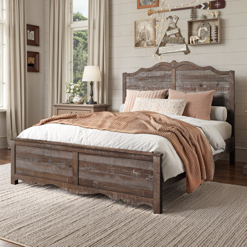 Detarius Solid Wood Camelback Platform Bed, Queen, Chalk
