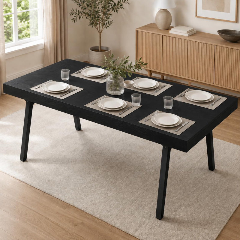 Table de salle à manger moderne rectangulaire aux bords arrondis, au design contemporain, idéale pour les repas en famille et au quotidien, noire.