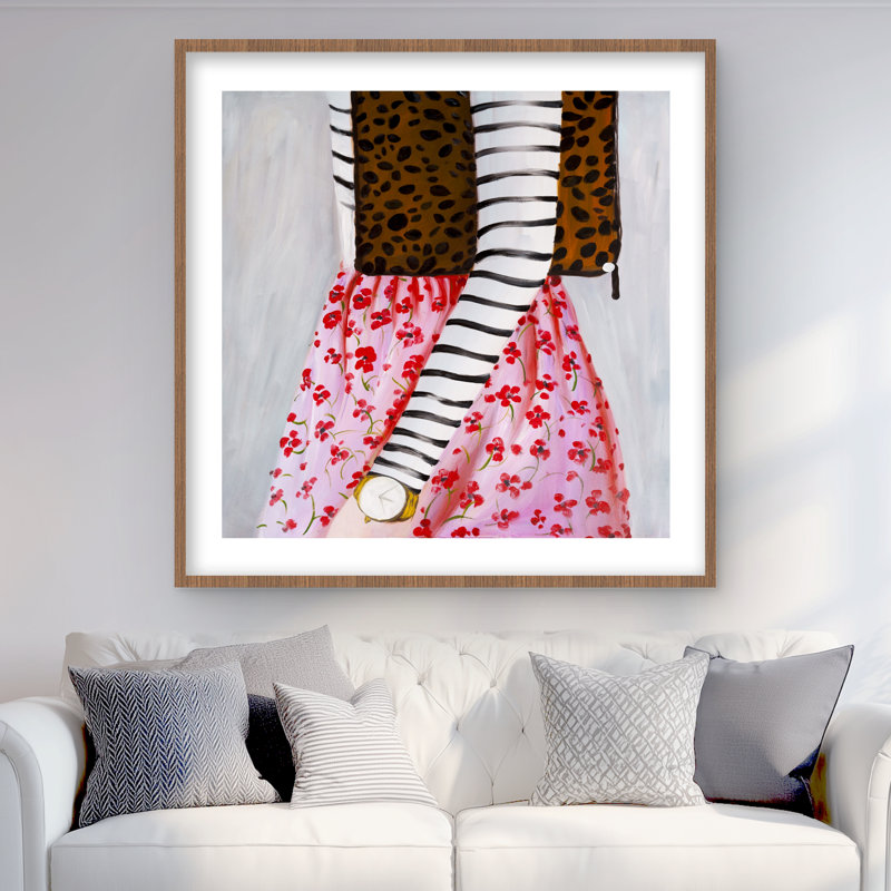 «Fashionable Woman with Leopard Bag», reproduction encadrée, H 36 po x l 36 po