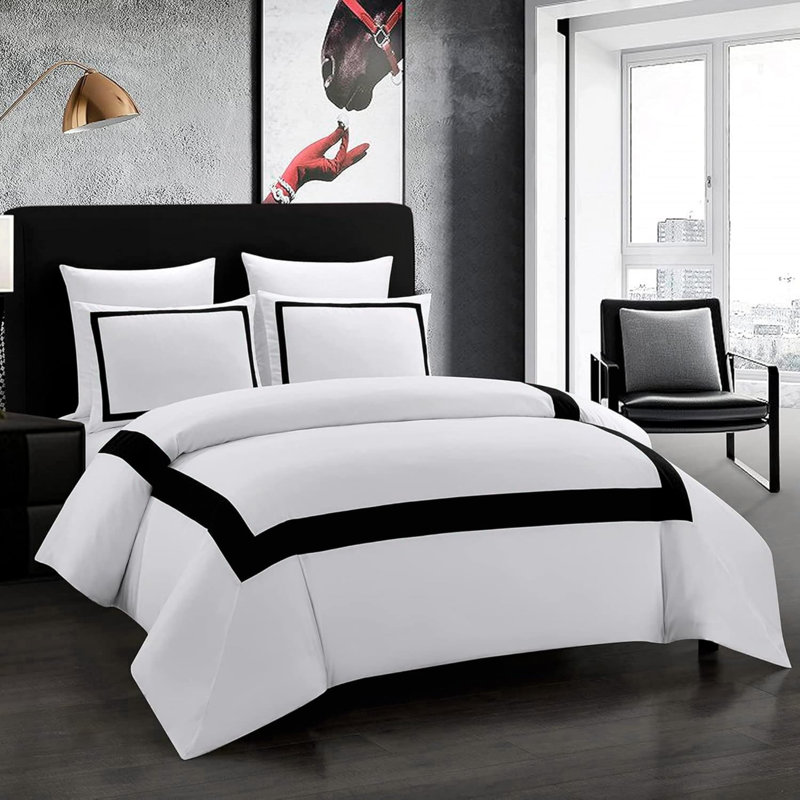 Striped Duvet Cover Set, Black Geometric, Kingsize Duvet Cover + 2 Pillowcases