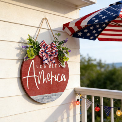 11-inch Independence Day Wooden Sign American Independence Day Memorial Day Wreath Door Sign Featuring Red, Blue, and White Bow Decoration