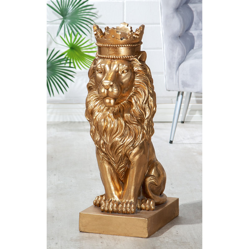 Vara Lion Statue