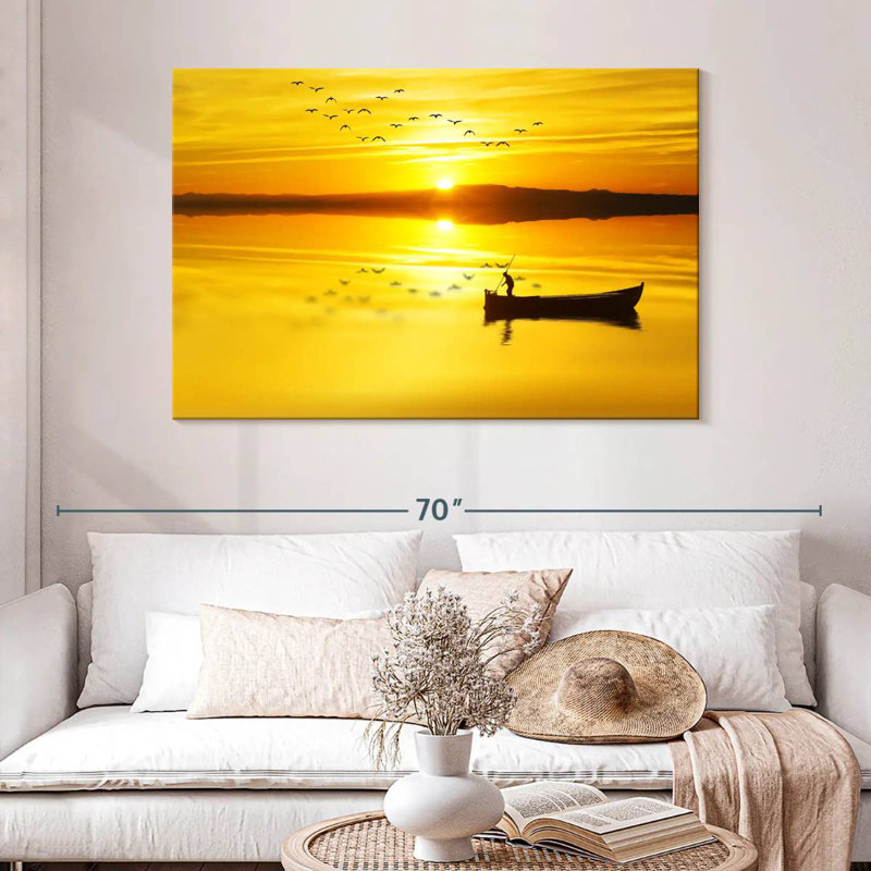 Silhouette de bateau de pêche Senne au lever du soleil