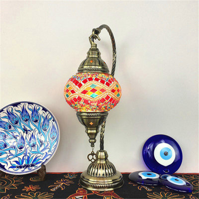 Metal Arched Lamp