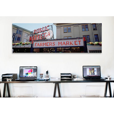 " Pike Place Market, Seattle, Washington State "