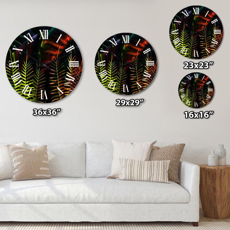 Horloge murale tropicale, Surdimensionné