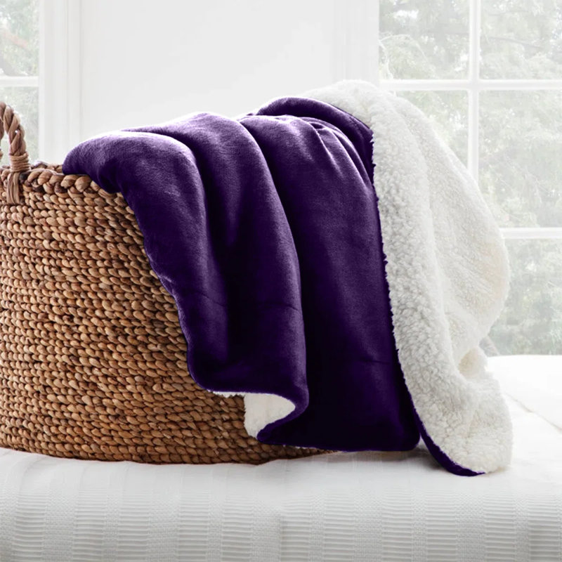 Reversible Soft Sherpa Fleece Fur Thick Dual Sided Blanket Throw, 130cm x 150cm, Purple
