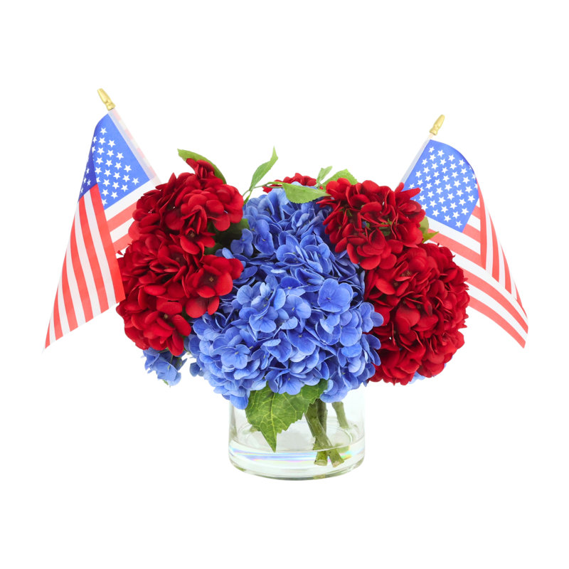 Arrangement d'hortensias patriotique avec drapeaux, Rouge / bleu