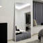 Miroir pleine grandeur en bois-431443619-523160686