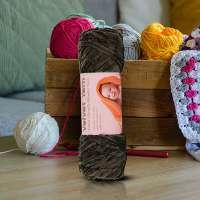 knitting wol ball Hand Woven Crochet Yarn In A  Velvet Yarn Friendly And Soft Yarn