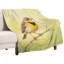 Jeté en flanelle de luxe jaune, couverture douce et douce pour le canapé-lit du salon-134398420