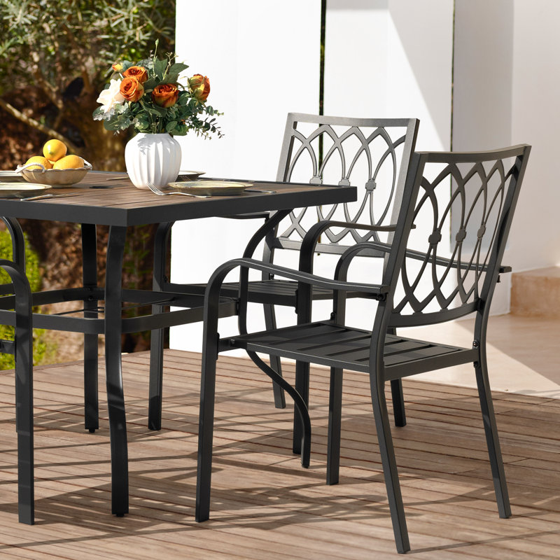 Ensemble de salle à manger 5 pièces empilable avec trou pour parasol et plateau en faux bois