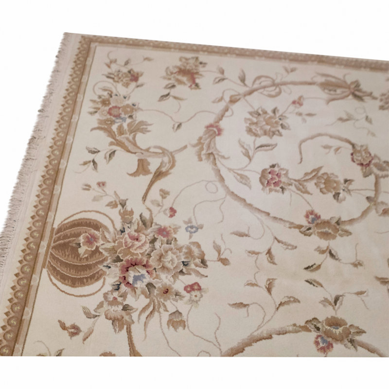 Hand Knotted Oriental Area Rug
