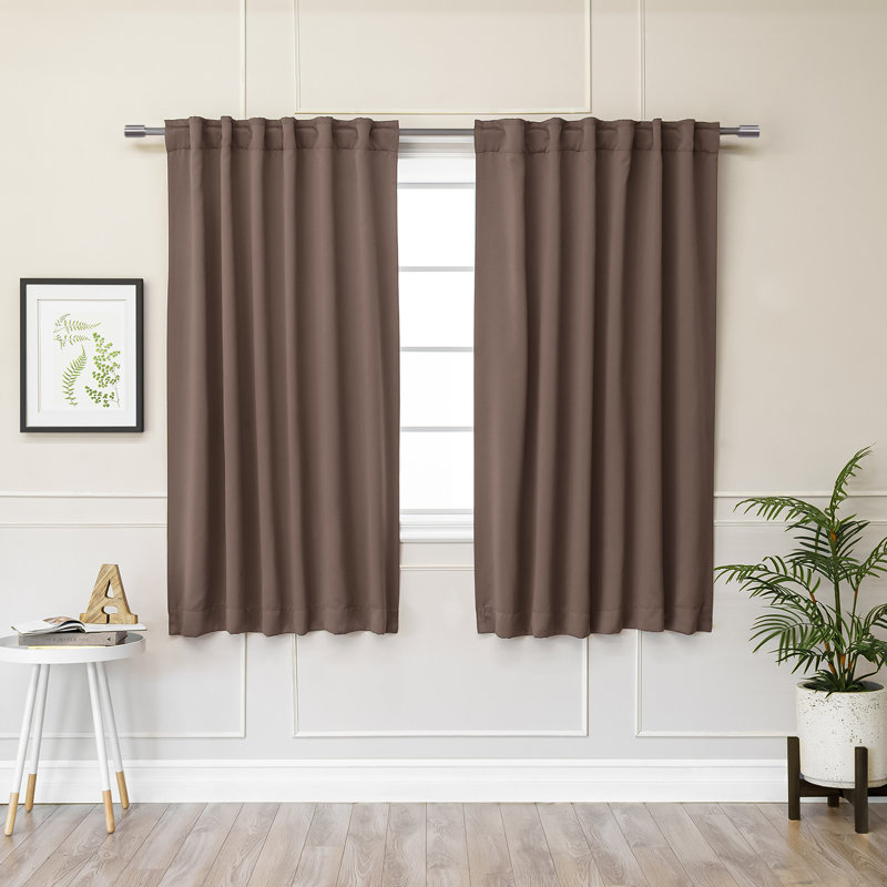 Panneaux de rideaux occultants et thermiques unis avec passe-tringle Bantam, Taupe, L 52 po x L 63 po