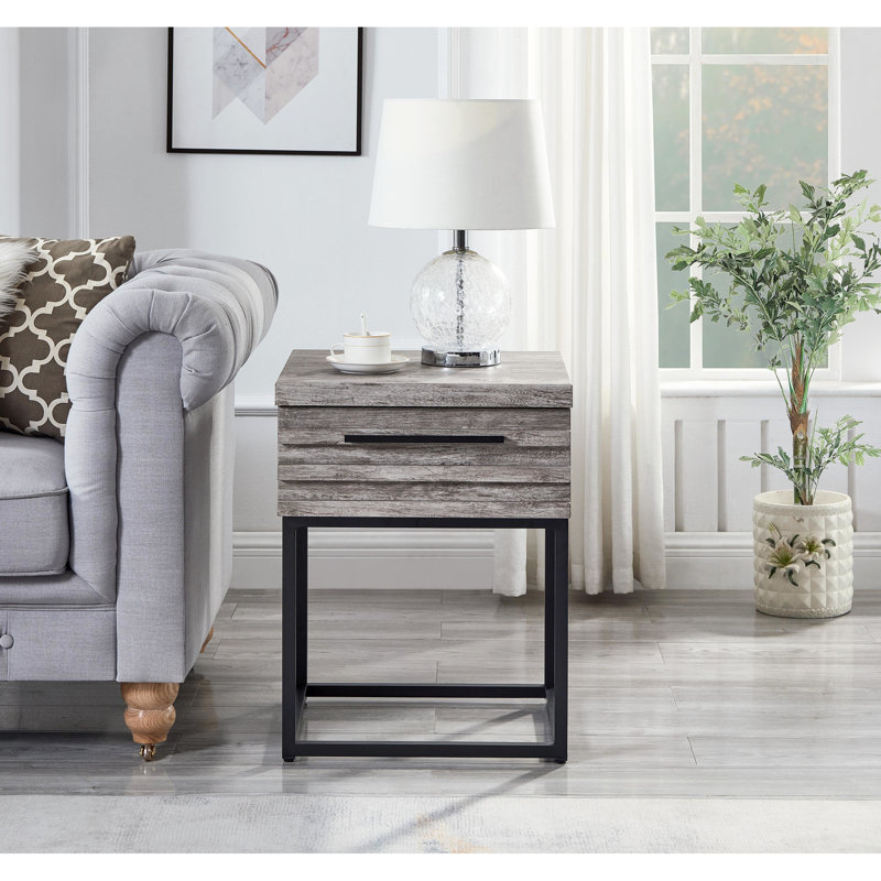 Table de bout avec rangement Celestial Base en métal. 17,49 l x 17 P 24 H, Gris, Gris