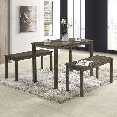 Ensemble repas pour 4 personnes Aujanae