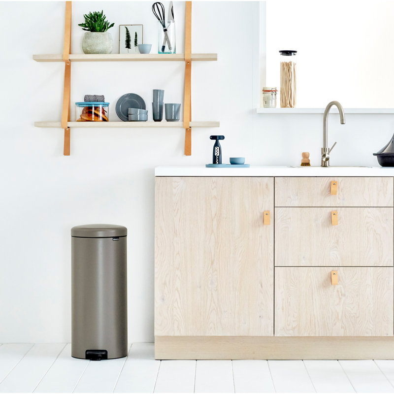 Brabantia NewIcon Soft Closing 30 Litre Pedal Bin, Platinum