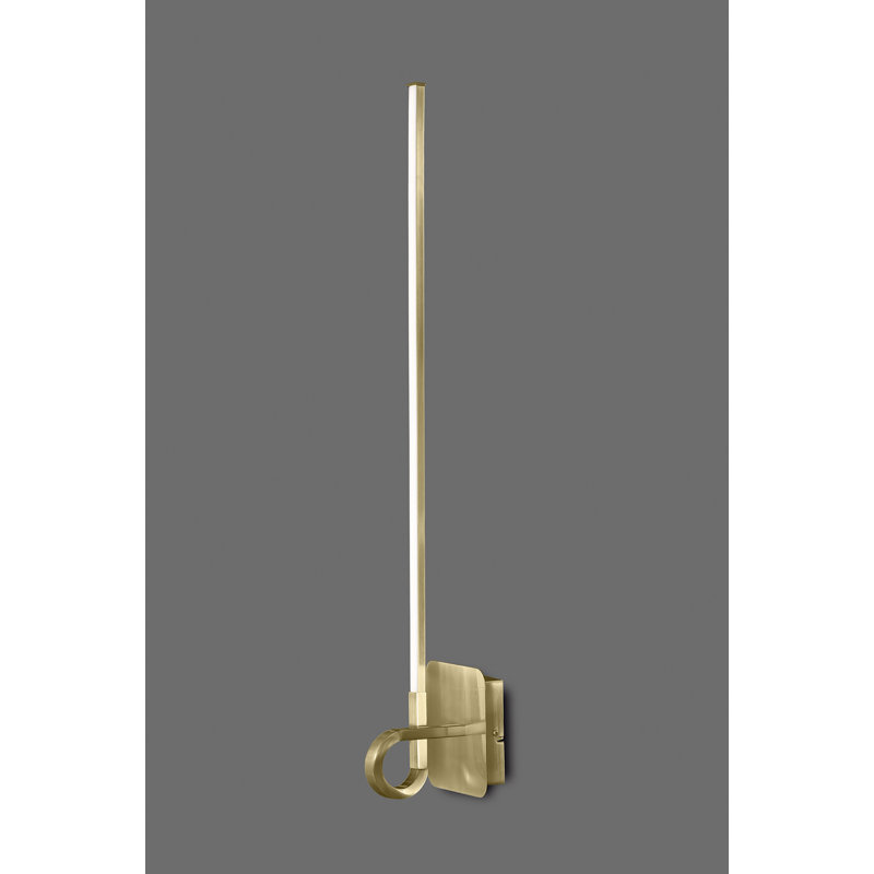 Wentworth LED Armed Sconce