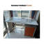 Bureau de comptoir léger et luxueux-94397717-94397716