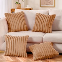 Faux Fur Decorative 18-inch Throw Pillows (Set of 2) - On Sale