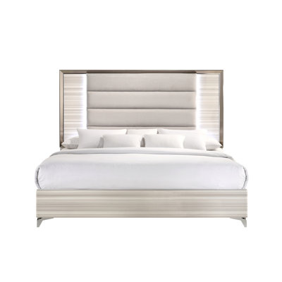 STAR WHITE BED WITH LED