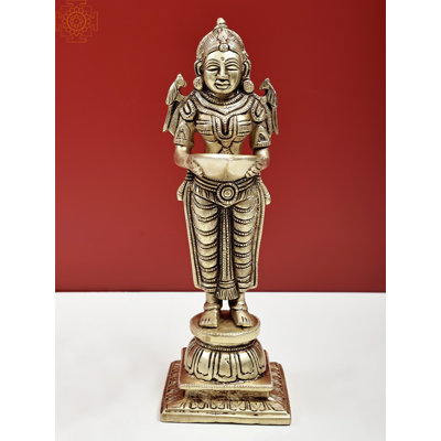 Statue
