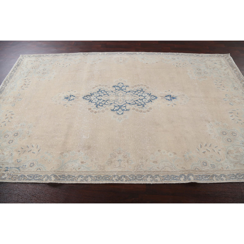 Tapis traditionnel rétro vieilli 7 x 10
