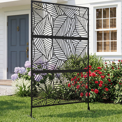 Decorative Garden Privacy Screen with Stand, 183 x 119 cm Weather Resistant Heavy Duty Galvanized Steel Outdoor Divider, Freestanding Privacy Panel for Patio, Balcony, Garden, Pool, Hot Tub