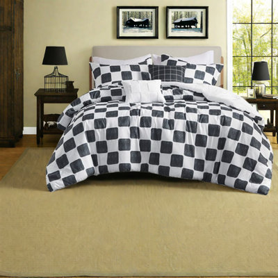 Comfortable Hypoallergenic Bedding Sets, Polyester Checkered Design For Home