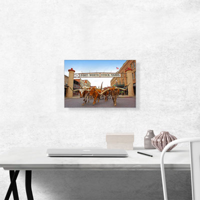 " Fort Worth Texas Bulls Stock Yards "