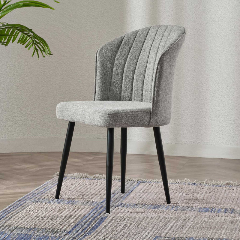 Ensemble de chaises modernes 4 pièces, gris et noir, 20,5 po x 33,5 po x 16,5 po | 100% panneau de fibres à densité moyenne avec une épaisseur de 0,7 pouce et un tissu tendu | Pieds en métal robustes | Siège élégant et fonctionnel pour la salle à manger, le bureau ou l'espace de vie