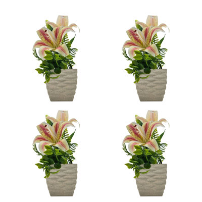 Nevaeha Table Vase