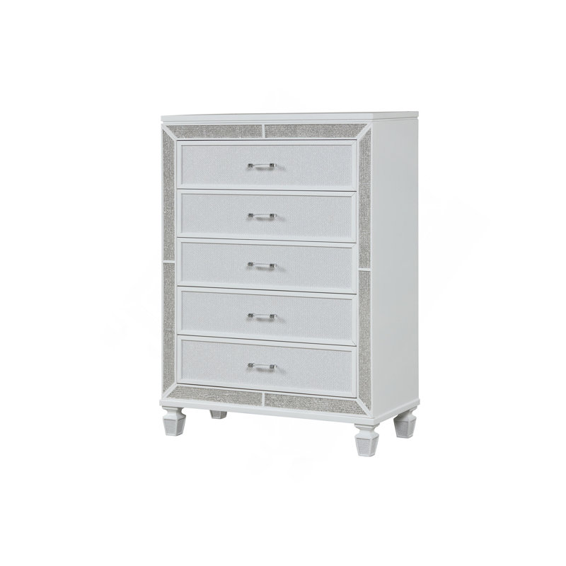 Commode en cristal faite de bois et finie en blanc