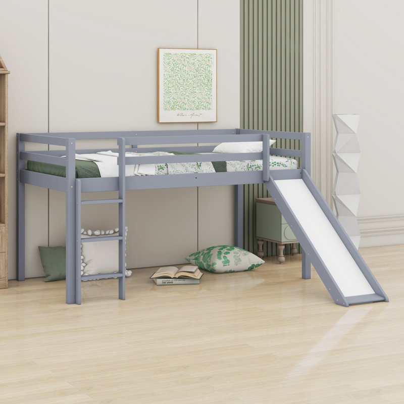 Lit simple mezzanine bas avec glissade, échelle, barrières de sécurité, gris