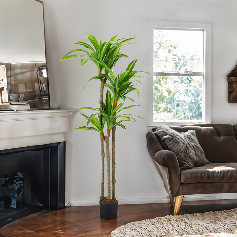 140 cm H Faux Plant in Plastic Freestanding  Planter