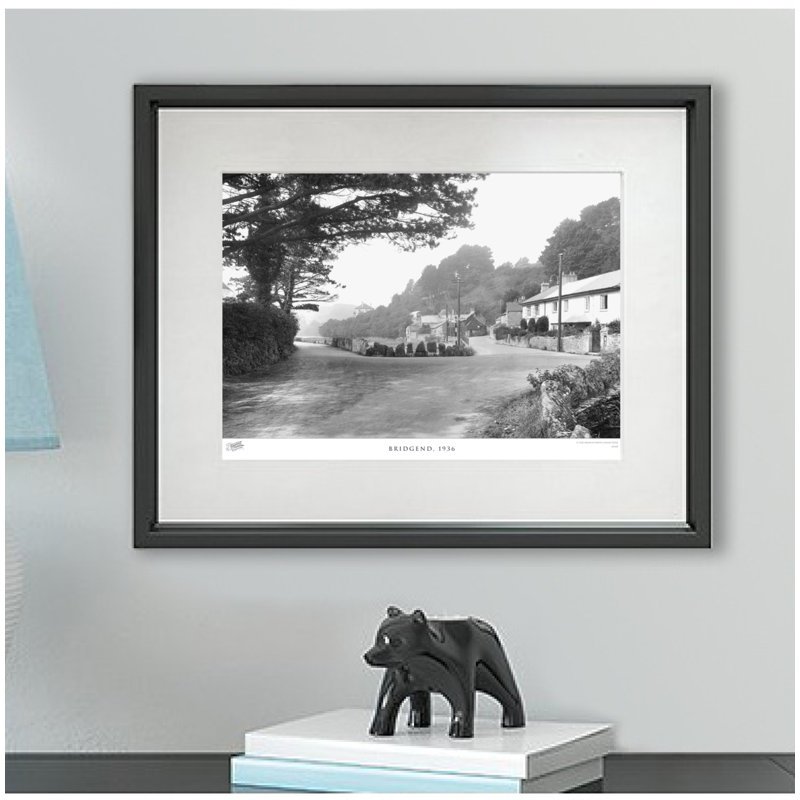 Bridgend, 1936 - Single Picture Frame Print, 28cm H x 36cm W x 2.3cm D
