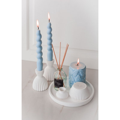 Elegant 6 Candle Set, Blue & White, 100% Concrete Holder, 100% Soya Wax Candles | Includes 7.1 x 7.1 inch Tray, 7.5 x 2.2 inch Sconce, 7.5 inch Candle, 2 x 2.4 inch Tealight, Butterfly Candle, Match Holder | Scented Vanilla & Amber, 20-22 Hour Burn Time