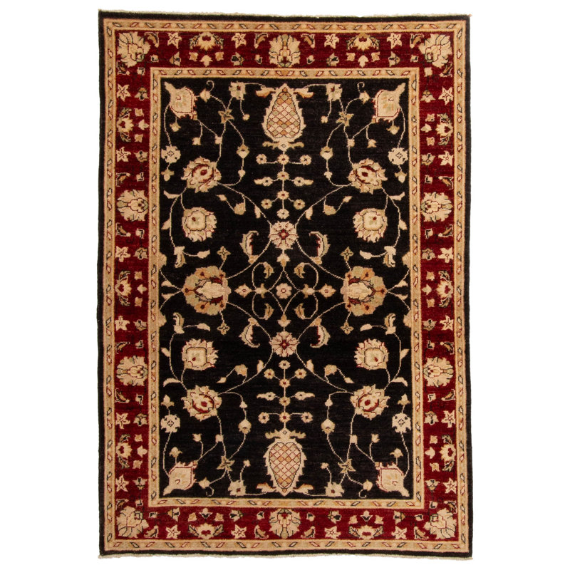 Jessee Black Rug 4'1" x 5'11"