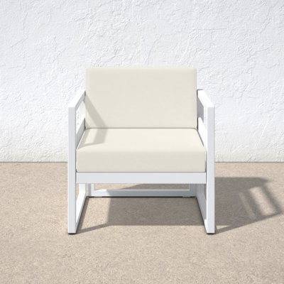 Lane Outdoor Lounge Chair