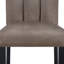Magnifique ensemble de 2 chaises en microfibre touffetée et capitonnée Channel
