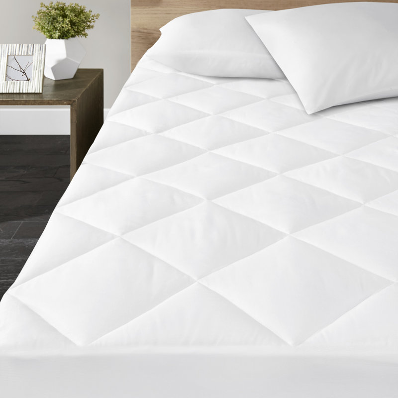 Protège-matelas imperméable en satin de coton à contexture de 300 fils Quiet Nights, Simple TG