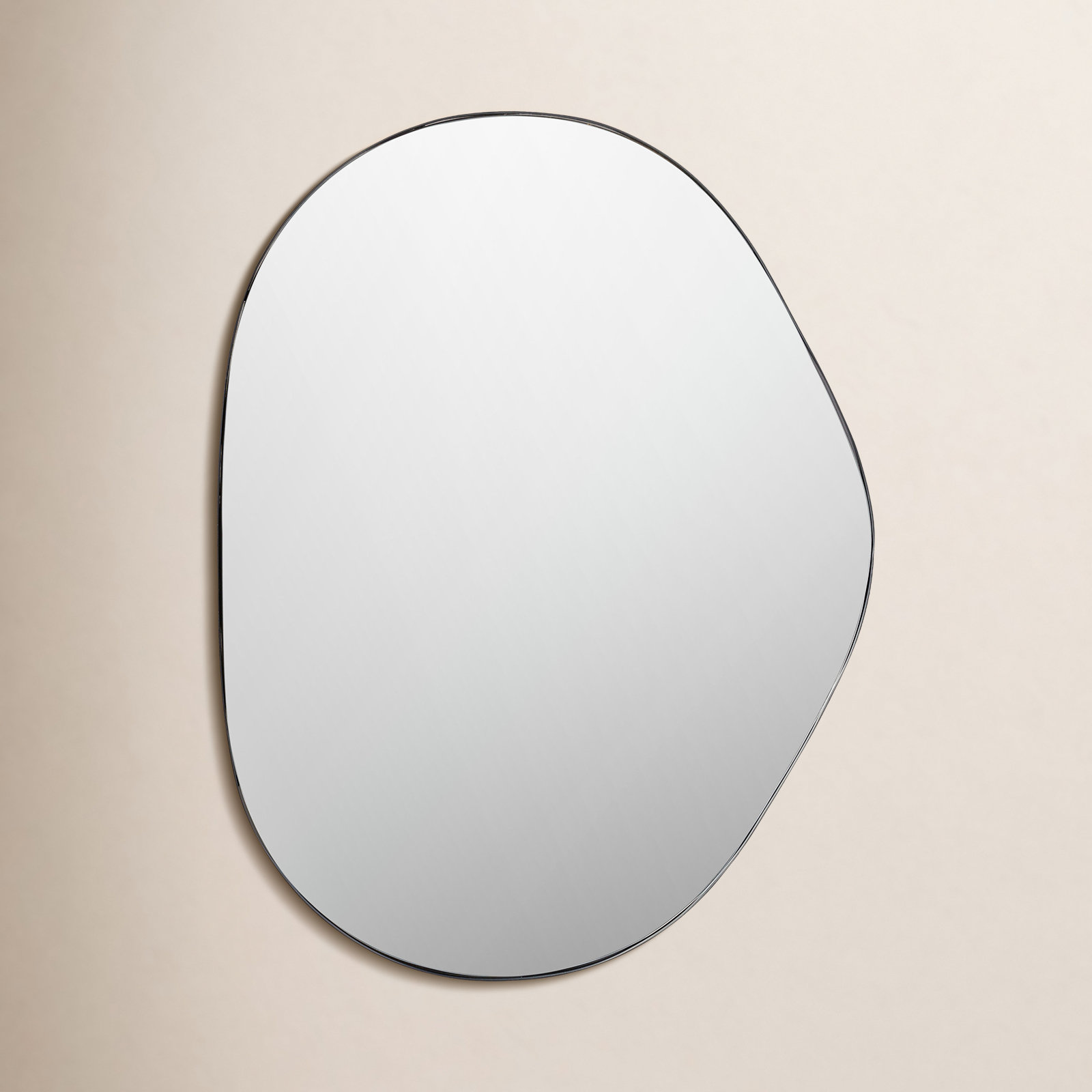 Kest Accent Mirror, 40" x 30", Black