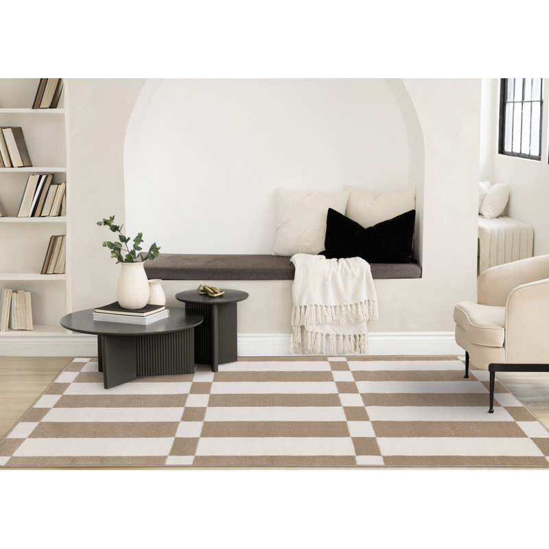 Tapis d'intérieur moderne brun clair à motif géométrique, 5 pi 3 po x 7 pi 7 po