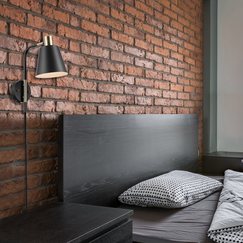 Decosey Armed Sconce