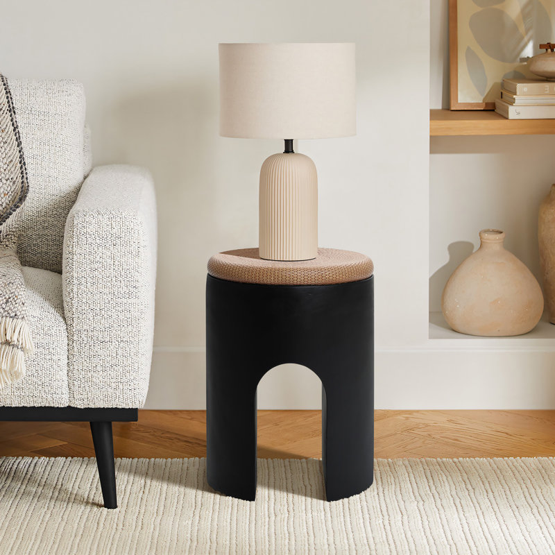 18.3'' H Round Outdoor Side Table, Modern Patio Accent Table with Arched Base
