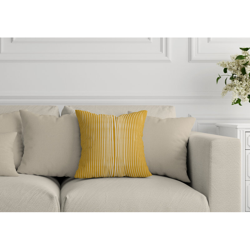Coussin intérieur / extérieur Ash River, L 15 po x H 15 po, Jaune