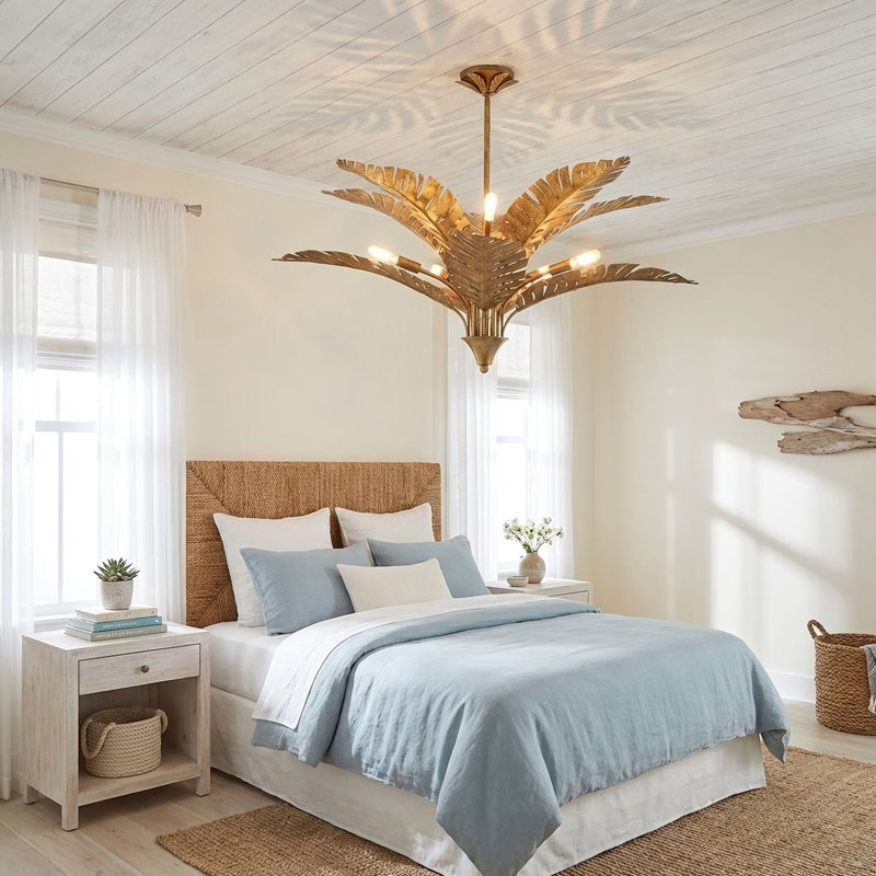 Lustre 10 lumières Palmera en veine dorée par Breegan Jane